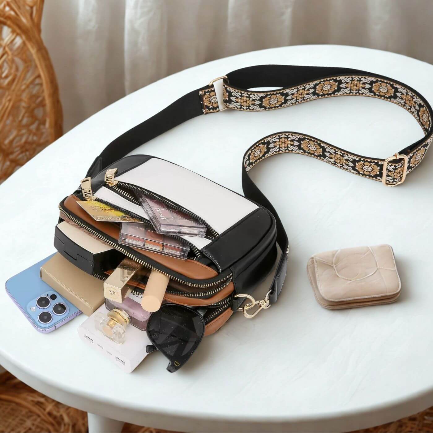 Cynthia™ – Elegant Multi Compartments Crossbody Bag