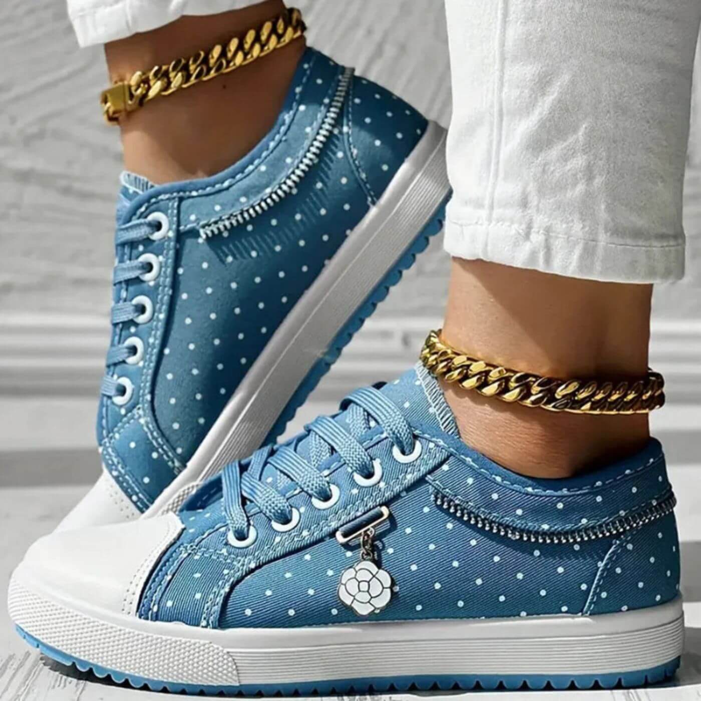 Erin™ – Breathable Lace Orthopedic Sneakers