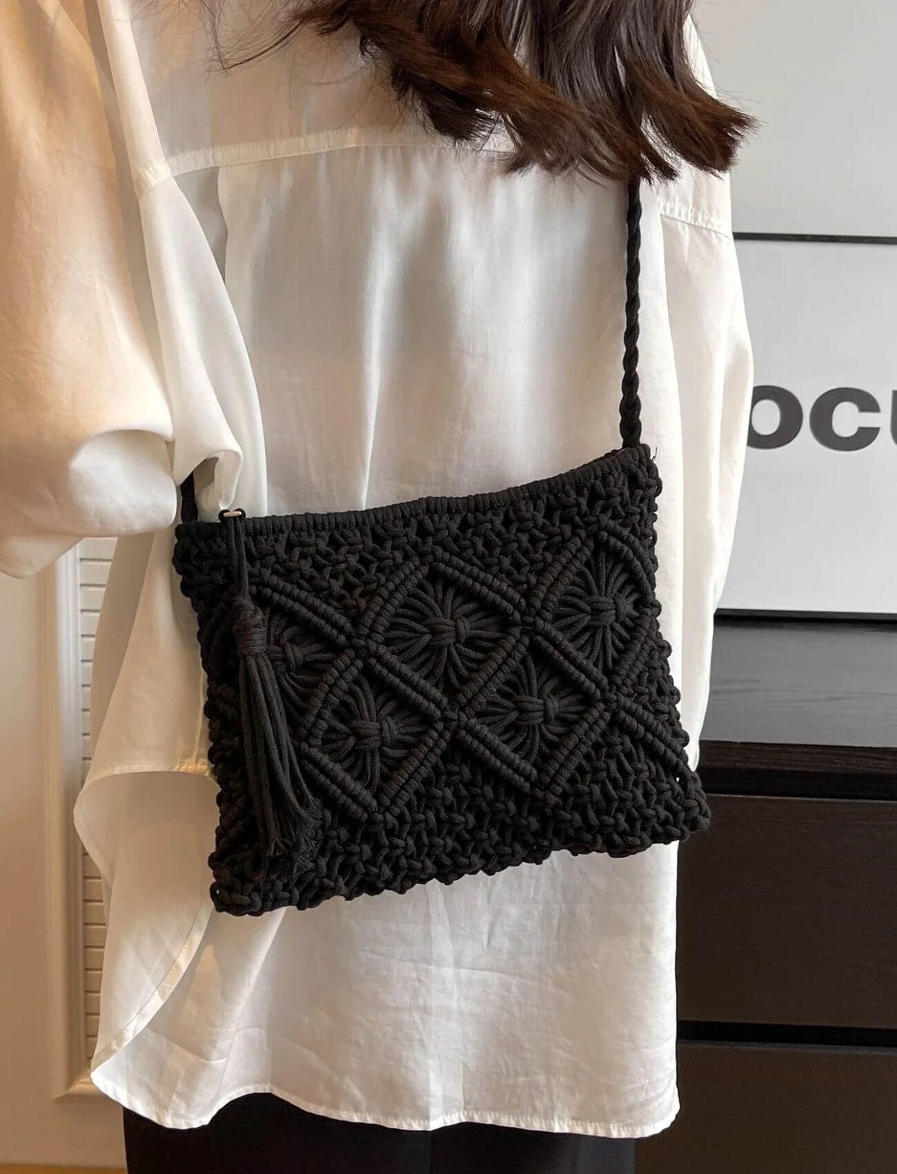 Fiona™ – Stylish Woven Crossbody Bag