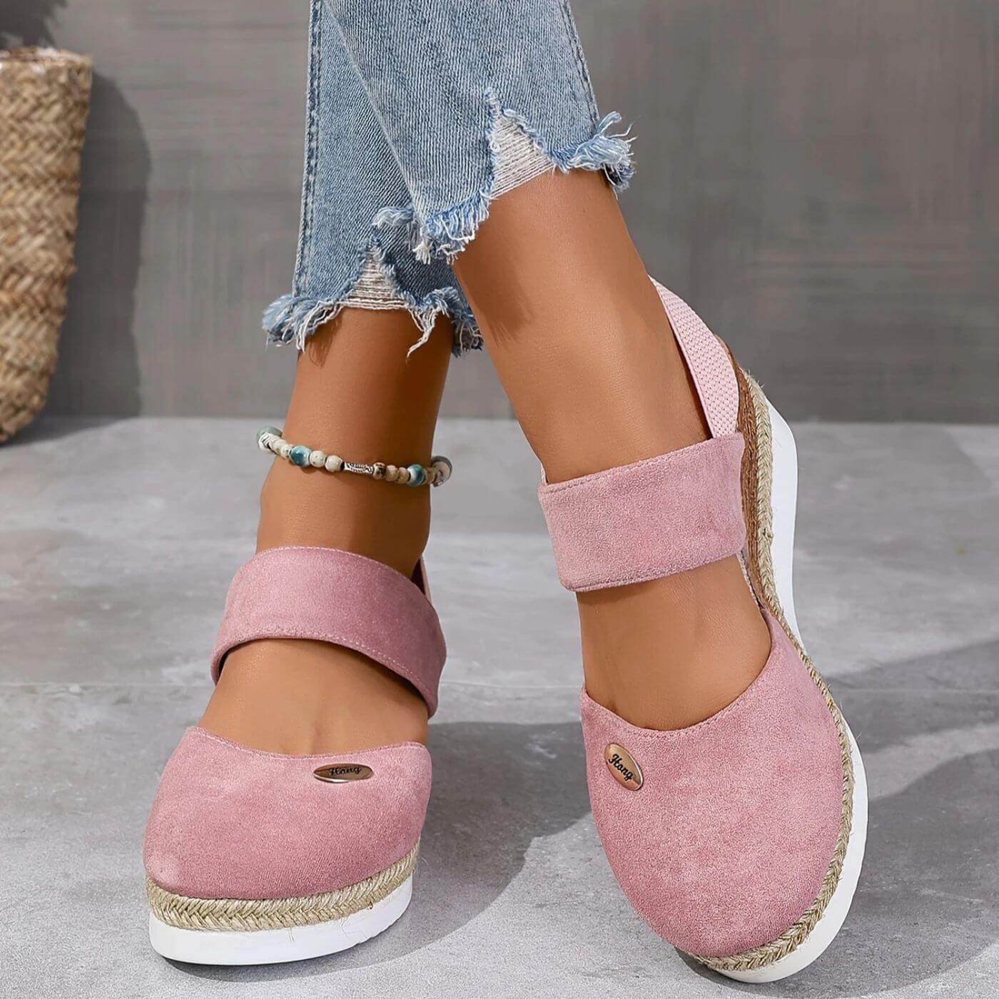 Jamie™ - Elegant Closed Toe Orthopedic Wedge Sandals