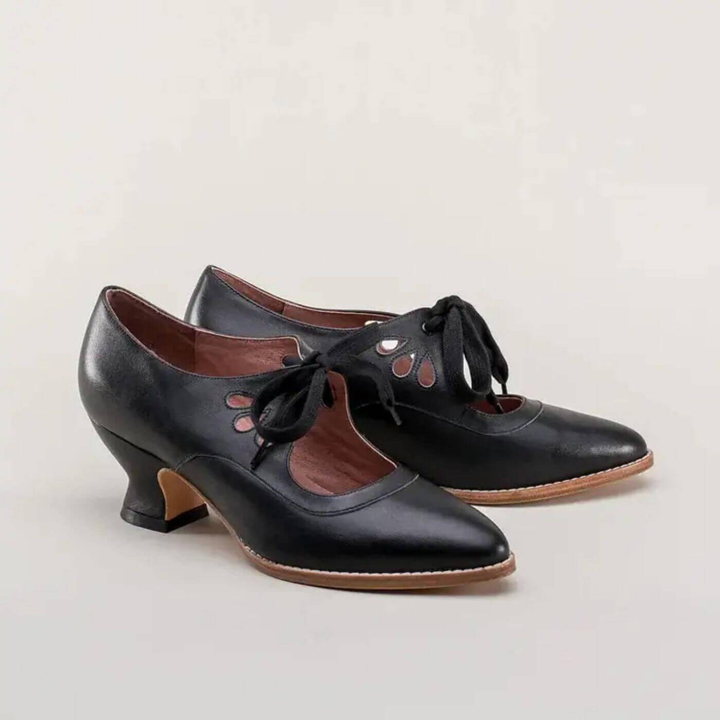 Kendra™ - Vintage Low Heel Orthopedic Shoes