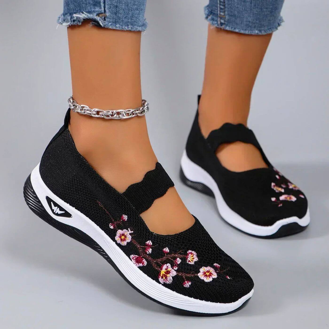 Laura™ – Non-slip Floral Orthopedic Shoes