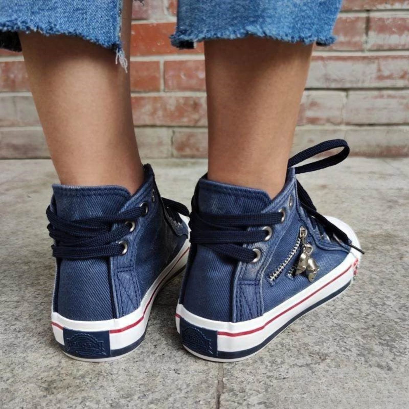 Mavis™ – Comfortable Orthopedic Shoes