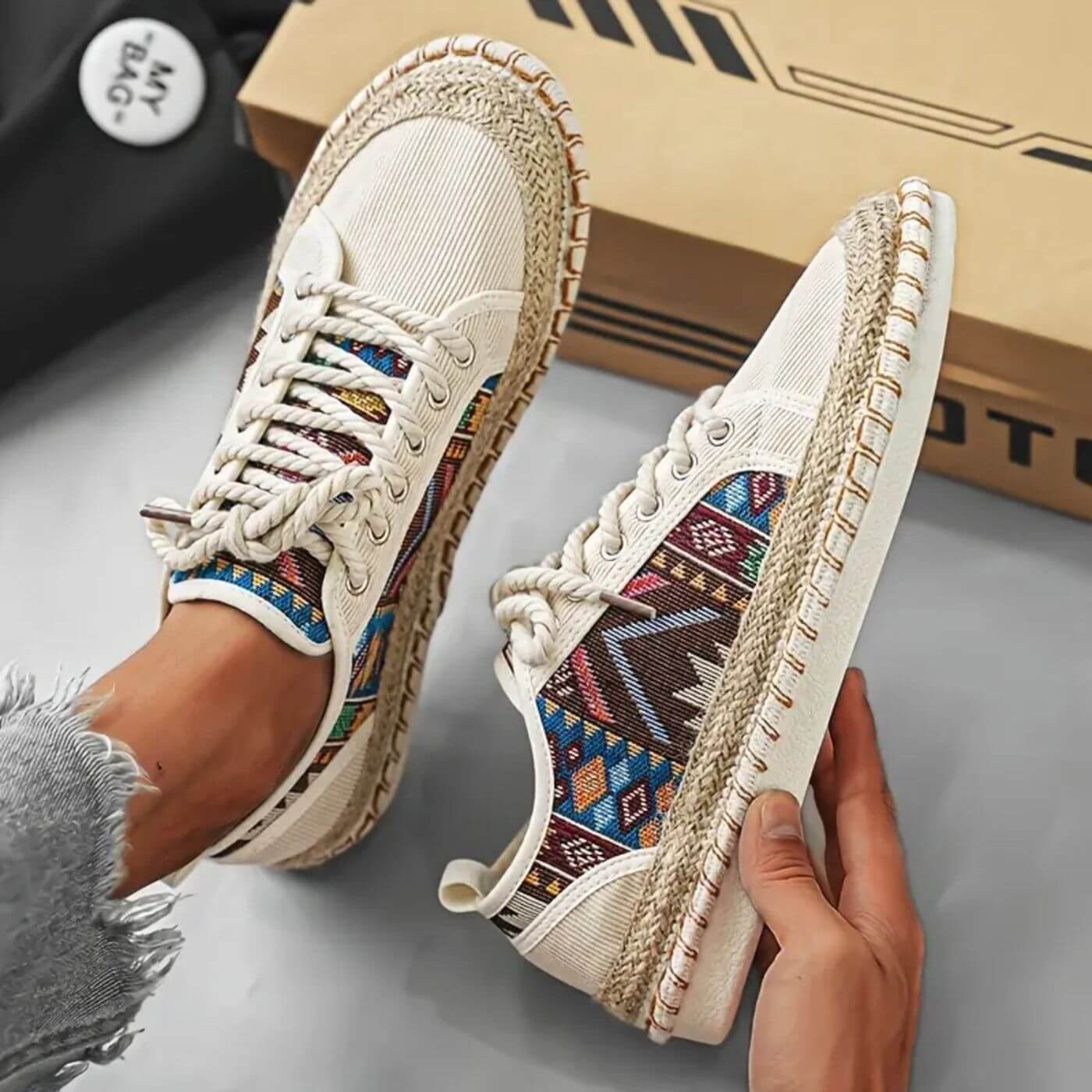 Cole – Trendy Aztec Sneakers