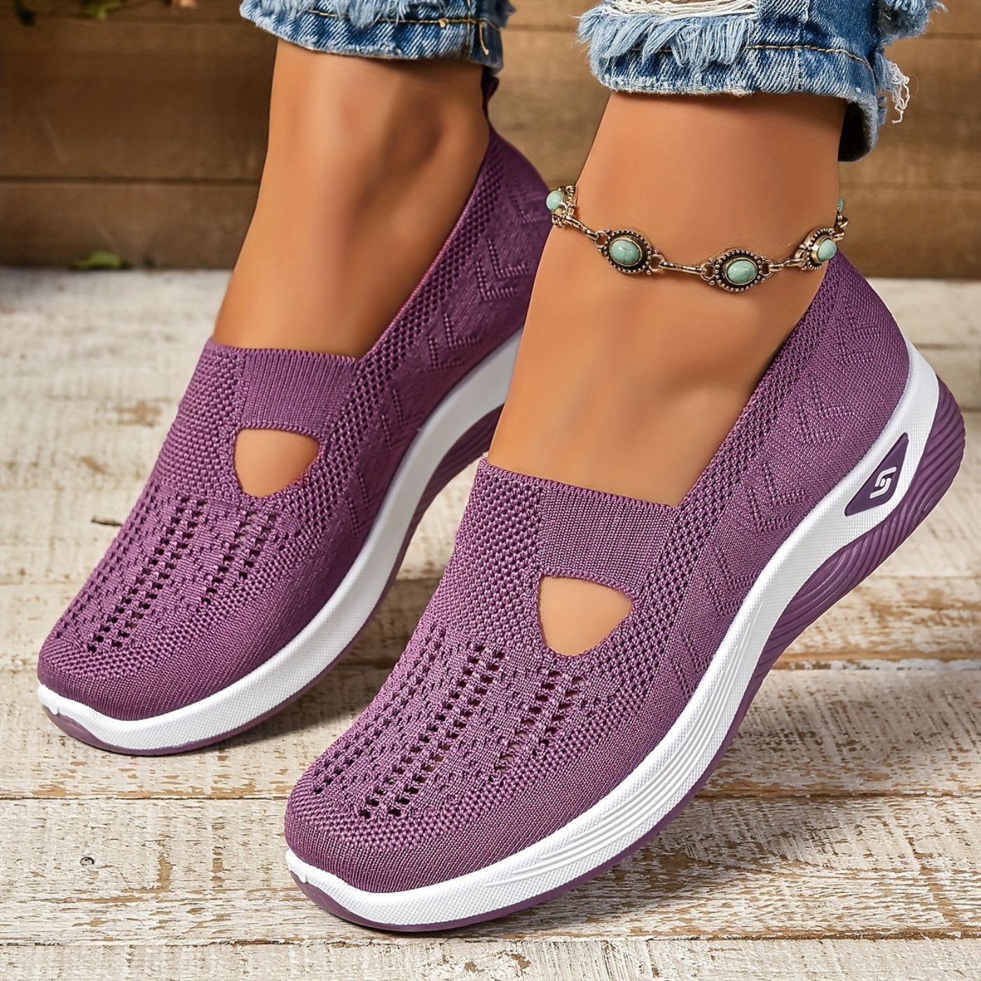 ErgoWalk™ – Breathable and Non-Slip Orthopedic Shoes