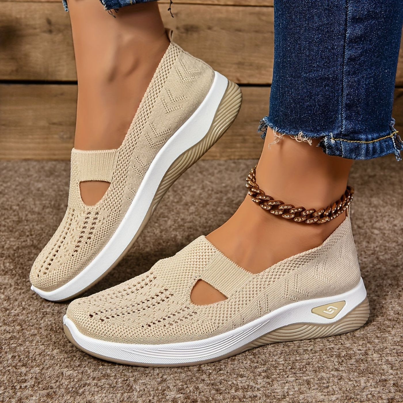ErgoWalk™ – Breathable and Non-Slip Orthopedic Shoes
