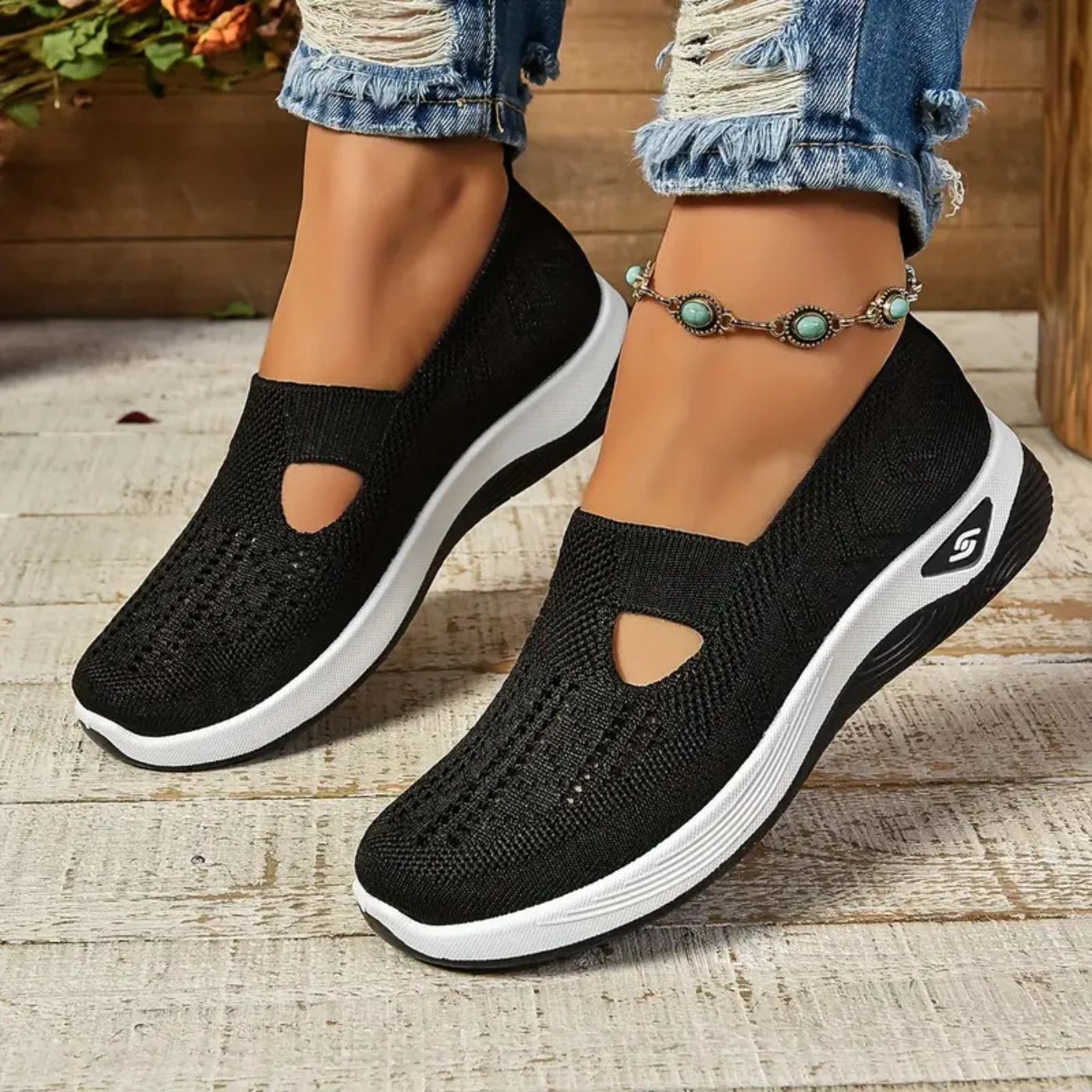 ErgoWalk™ – Breathable and Non-Slip Orthopedic Shoes