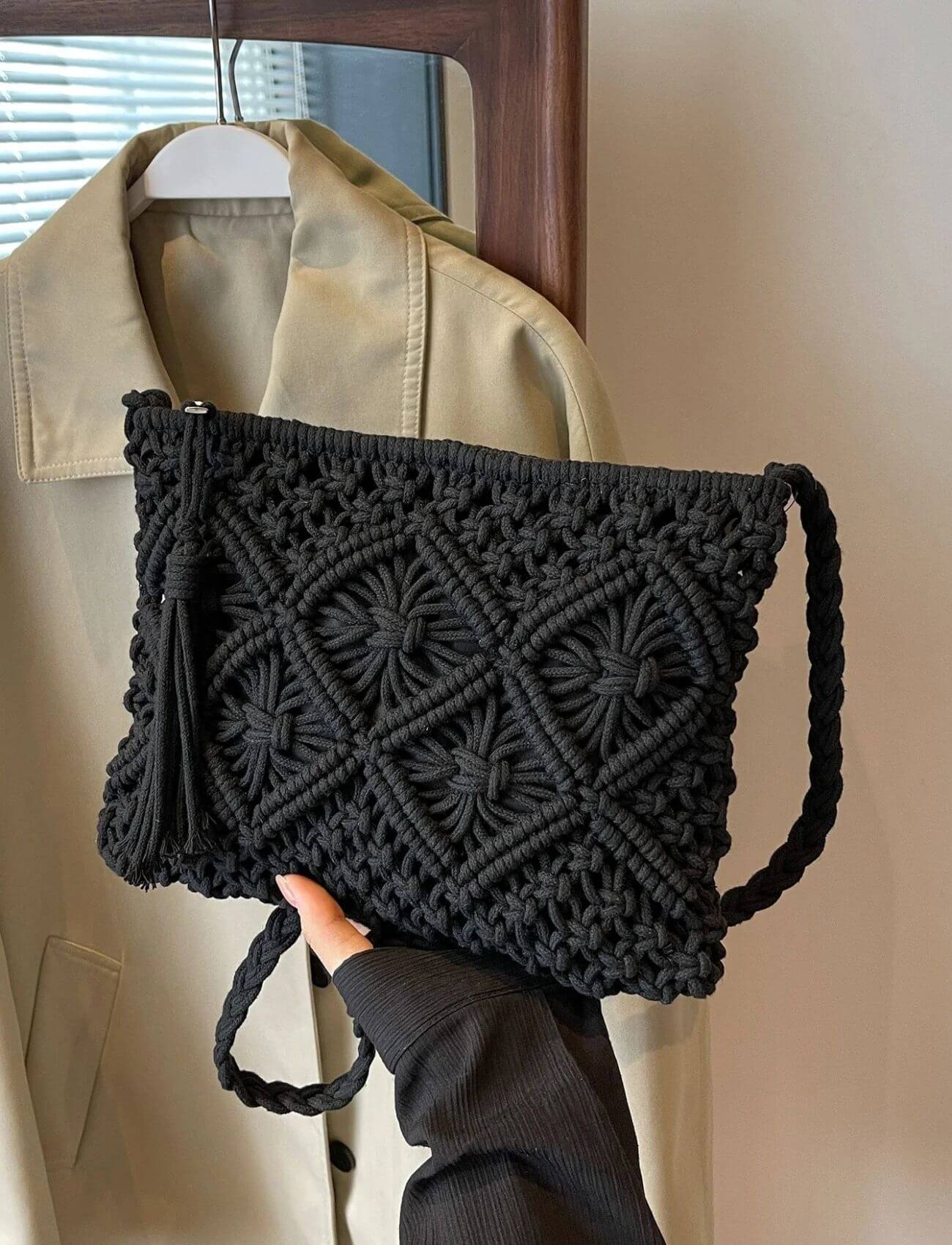 Fiona™ – Stylish Woven Crossbody Bag