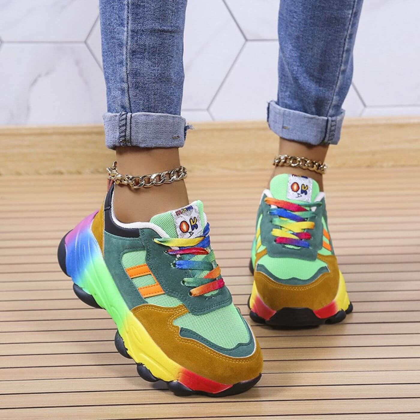 Isabelle™ - Baskets Orthopédiques Stylées Arc-en-ciel